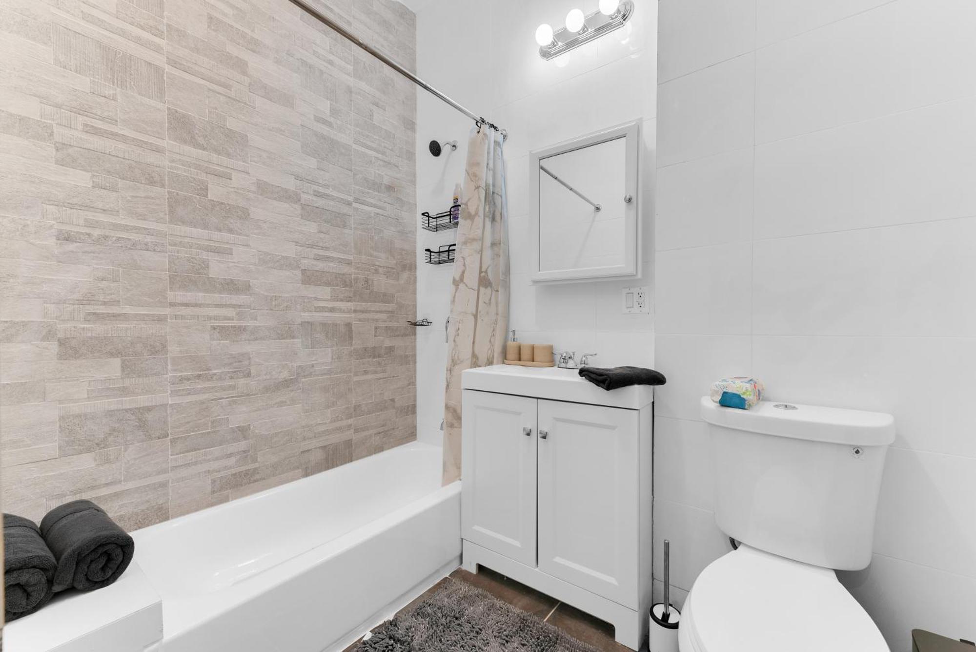 Charming 2Br Bkyrd Near Williamsburg Leilighet New York Eksteriør bilde